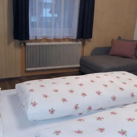 Pensjonat Haus Alpina *