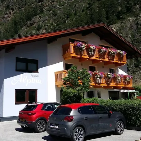 Vendégház Haus Alpina